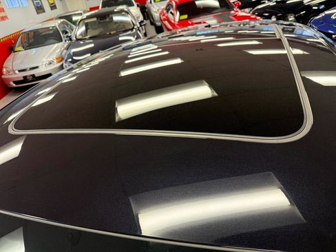 Used 2021 Porsche Macan S AWD/4WD image 17