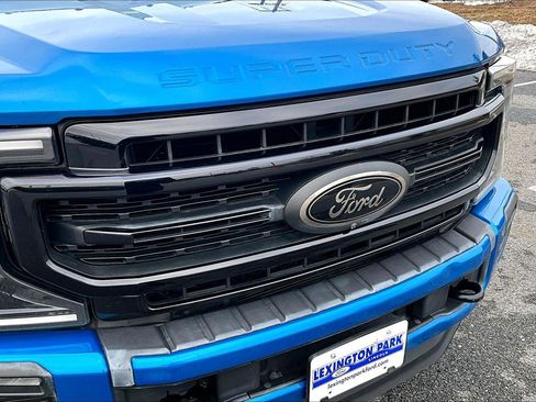 Used 2020 Ford F350 Lariat image 34