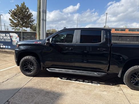 Used 2019 Chevrolet Silverado 1500 LT Trail Boss image 9