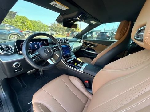 Used 2024 Mercedes-Benz CLE 450 4MATIC Cabriolet image 21