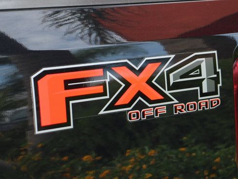 Used 2019 Ford F250 Lariat w/ Lariat Ultimate Package image 51