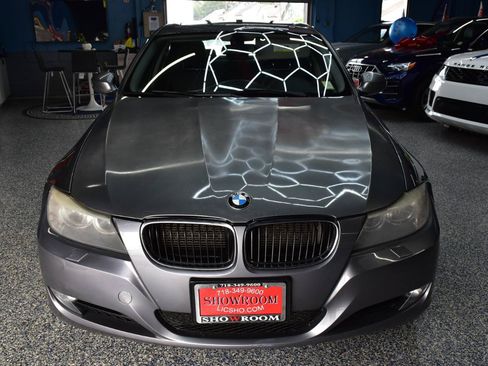 Used 2011 BMW 328i xDrive Sedan AWD/4WD image 10