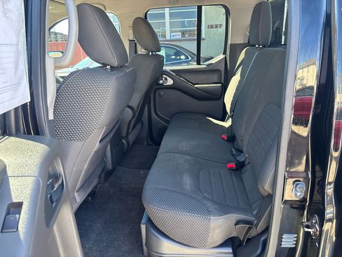 Used 2013 Nissan Frontier PRO-4X image 10