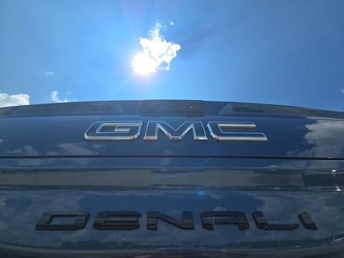 Used 2026 GMC Sierra 1500 Denali Ultimate AWD/4WD image 10