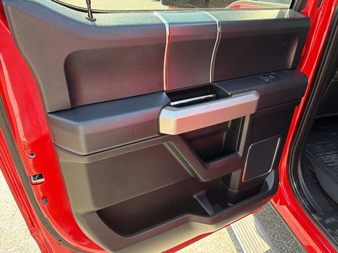 Used 2019 Ford F150 Lariat w/ Equipment Group 502A Luxury AWD/4WD image 23