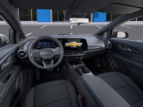 New 2026 Chevrolet Equinox EV LT image 45