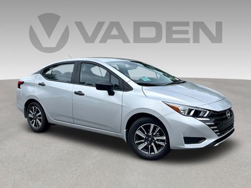 Used 2024 Nissan Versa S w/ Trunk Package image 1