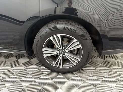 Used 2017 Acura MDX FWD image 22