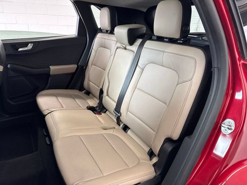 Used 2020 Ford Escape Titanium w/ Titanium Premium Package 2.0 AWD/4WD image 42