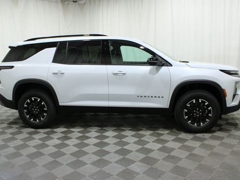 Used 2026 Chevrolet Traverse Z71 w/ Enhanced Driving Package AWD/4WD image 38