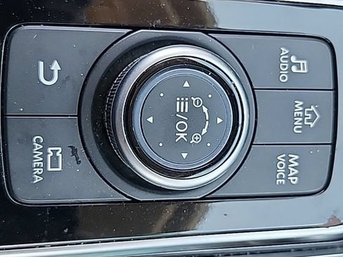 Used 2022 Nissan Armada Platinum w/ Captain's Chairs Package AWD/4WD image 10