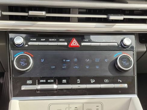 Used 2025 Hyundai Santa Fe SEL AWD/4WD image 23