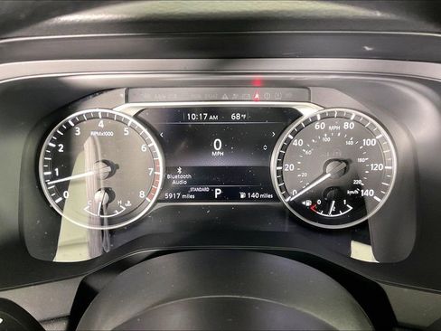 Certified 2025 Nissan Pathfinder S image 29