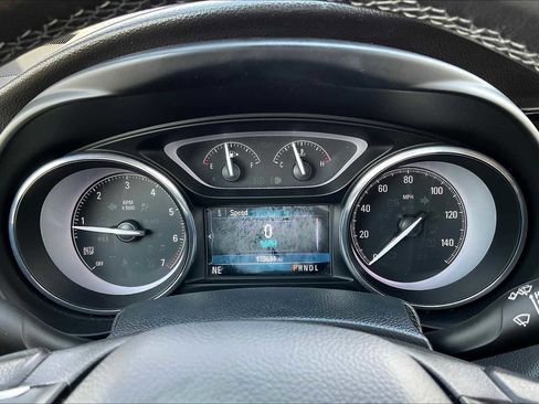 Used 2020 Buick Envision Essence image 16