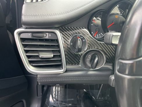 Used 2011 Porsche Panamera Turbo image 43