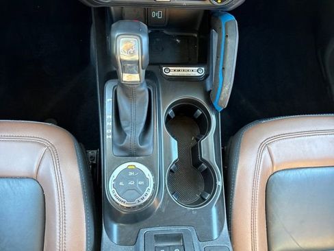Used 2022 Ford Bronco Outer Banks image 21