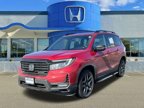 Used 2025 Honda Passport Black Edition image 5