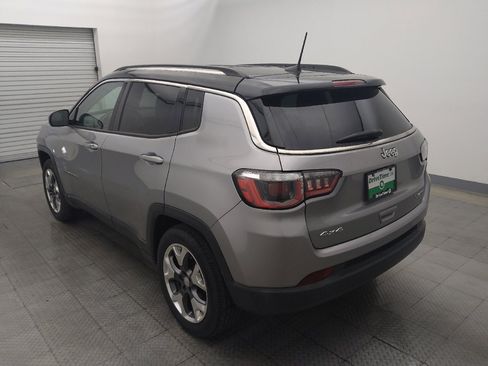 Used 2018 Jeep Compass Limited AWD/4WD image 5