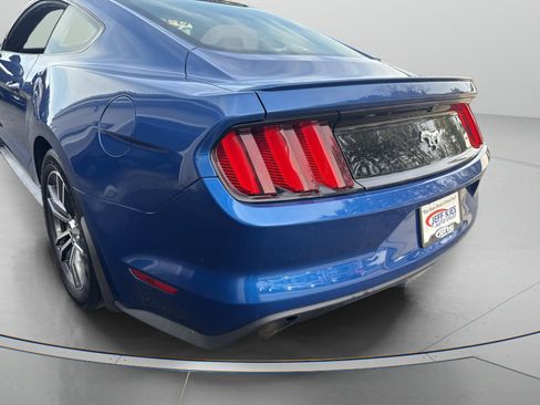 Used 2017 Ford Mustang Premium RWD image 7