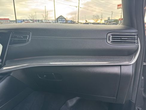 Used 2022 Jeep Wagoneer Series III w/ Flexible Seating Group image 22