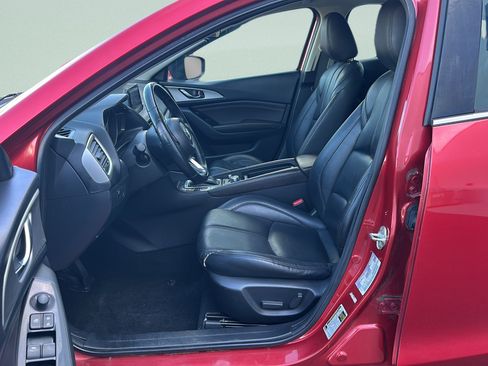 Used 2018 MAZDA MAZDA3 Touring FWD image 22