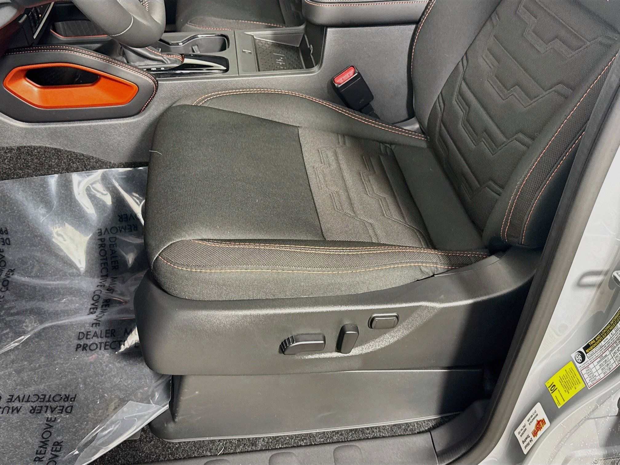 Used 2025 Nissan Frontier PRO-4X w/ Pro Convenience Package AWD/4WD image 17