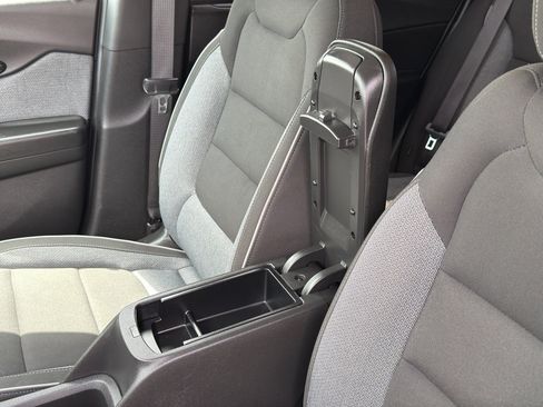 Used 2023 Chevrolet TrailBlazer LT FWD image 18