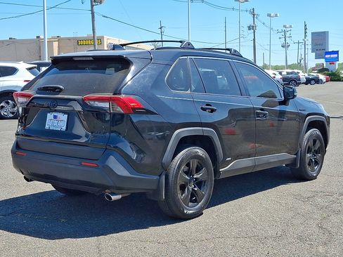 Used 2019 Toyota RAV4 XLE w/ Convenience Package AWD/4WD image 7