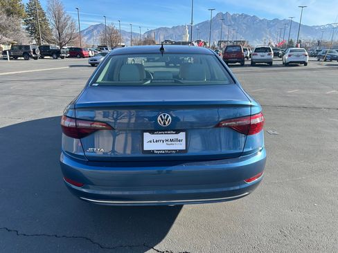 Used 2021 Volkswagen Jetta S image 4