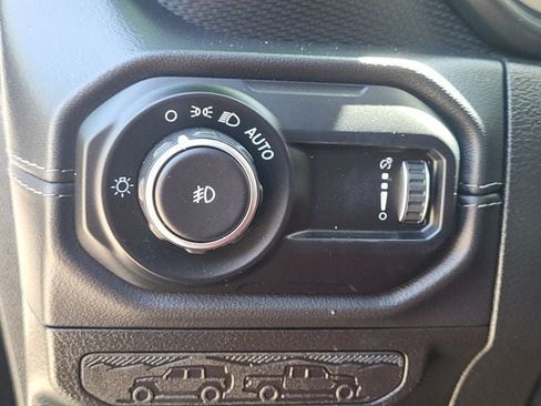 Used 2024 Jeep Wrangler Unlimited Rubicon 392 AWD/4WD image 9