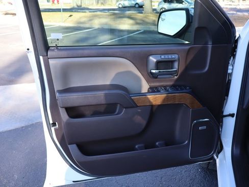 Used 2017 Chevrolet Silverado 1500 LTZ w/ Texas Edition image 24