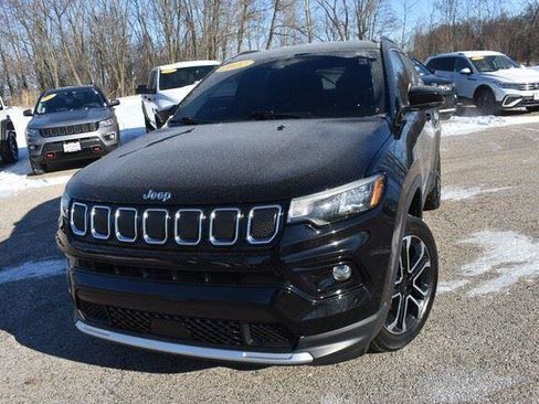 Used 2022 Jeep Compass Limited AWD/4WD image 12