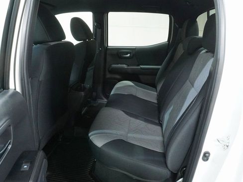 Certified 2023 Toyota Tacoma TRD Off-Road image 14