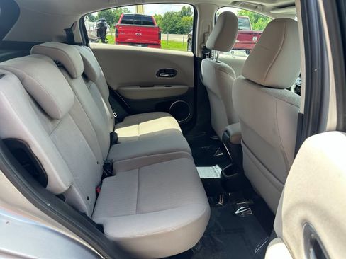 Used 2017 Honda HR-V EX image 31