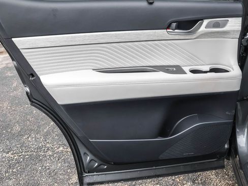 Used 2024 Hyundai Palisade Calligraphy image 28