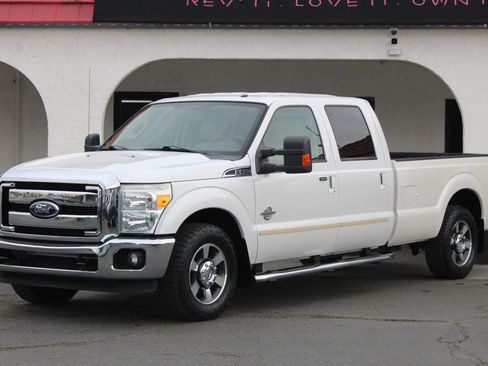 Used 2011 Ford F350 Lariat w/ Lariat Interior Pkg image 1