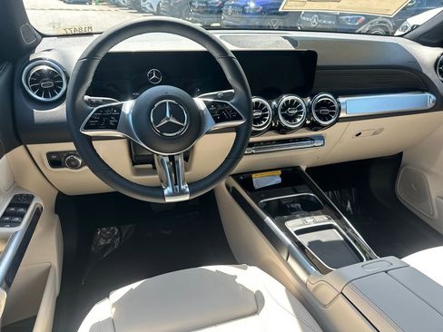 New 2026 Mercedes-Benz GLB 250 image 25