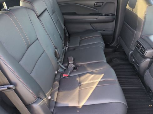 Certified 2024 Honda Passport TrailSport image 22