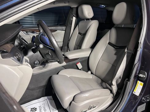 Used 2013 Cadillac XTS Luxury w/ Driver Awareness Package image 17