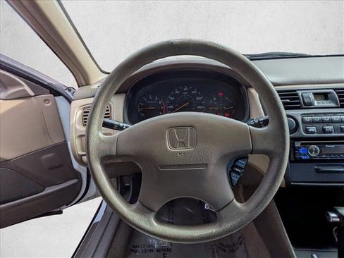 Used 1999 Honda Accord LX image 18