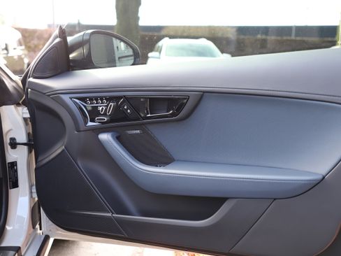 Used 2024 Jaguar F-TYPE R image 11