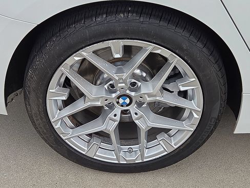 Used 2025 BMW 330i Sedan RWD image 7