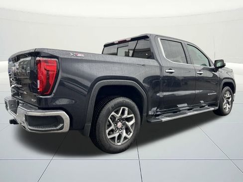 Used 2023 GMC Sierra 1500 SLT w/ SLT Premium Plus Package image 9