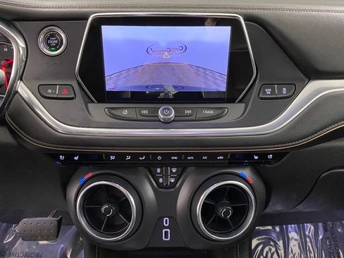Certified 2020 Chevrolet Blazer Premier image 23