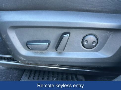 Used 2022 Nissan Rogue SV FWD image 21