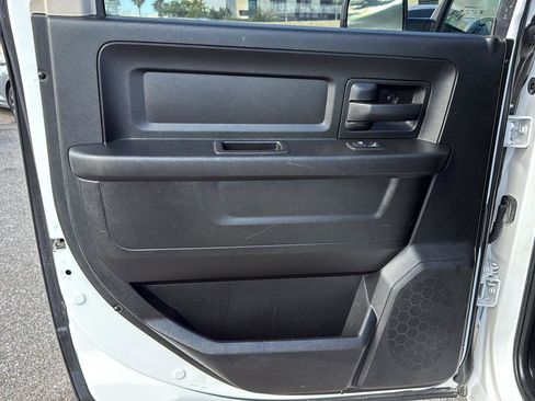 Used 2019 RAM 1500 Express w/ Express Value Package AWD/4WD image 28
