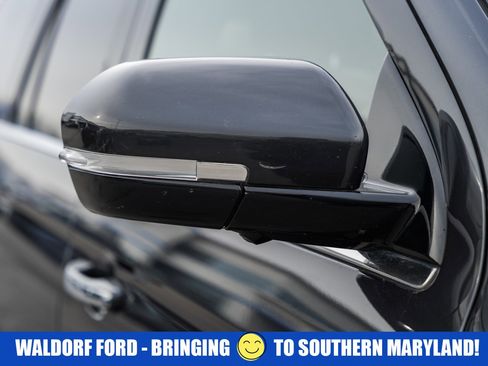 Used 2024 Ford Expedition Limited image 16