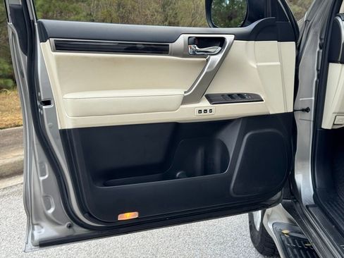 Certified 2021 Lexus GX 460 Premium image 23