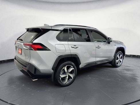 Used 2023 Toyota RAV4 SE w/ Weather & Moonroof Package AWD/4WD image 7