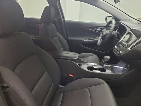 Used 2023 Chevrolet Malibu LT FWD image 21